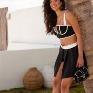 Blithe LA Party Set – Black & White Bustier Crop Top and Pleated Skirt, Size Med